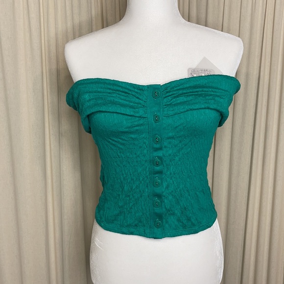 NWT- FREE PEOPLE GREEN SCRUNCHED COLD SHOULDER TOP - Picture 8 of 11